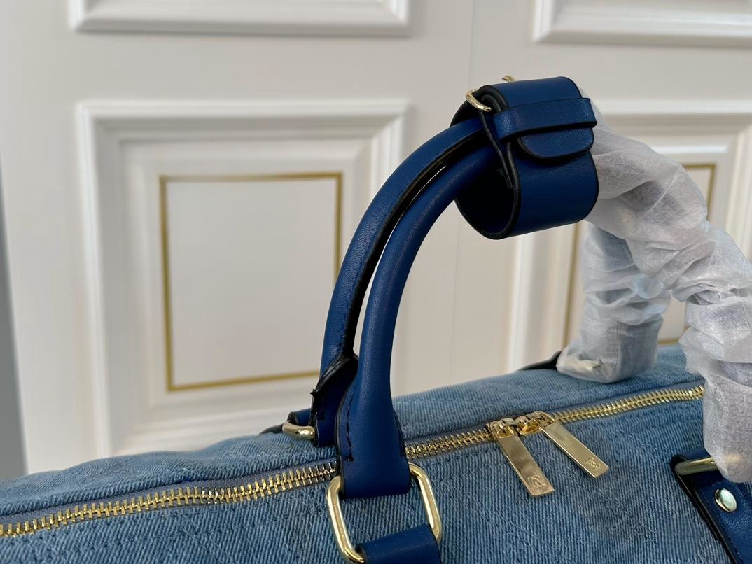 【CHANEL 公式旗艦店】シャネル 斜めがけバッグ 当日出荷 好評に付き再入荷！44*25CM  240723