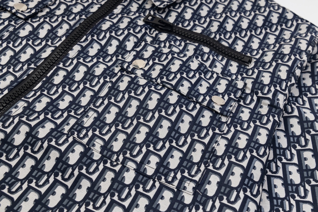 【DIOR  公式旗艦店】ディオール   ジャケット着 好評に付き再入荷！241119