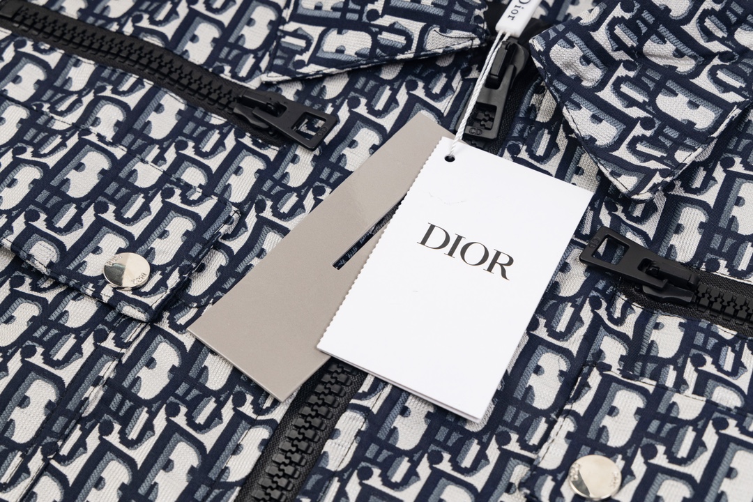 【DIOR  公式旗艦店】ディオール   ジャケット着 好評に付き再入荷！241119