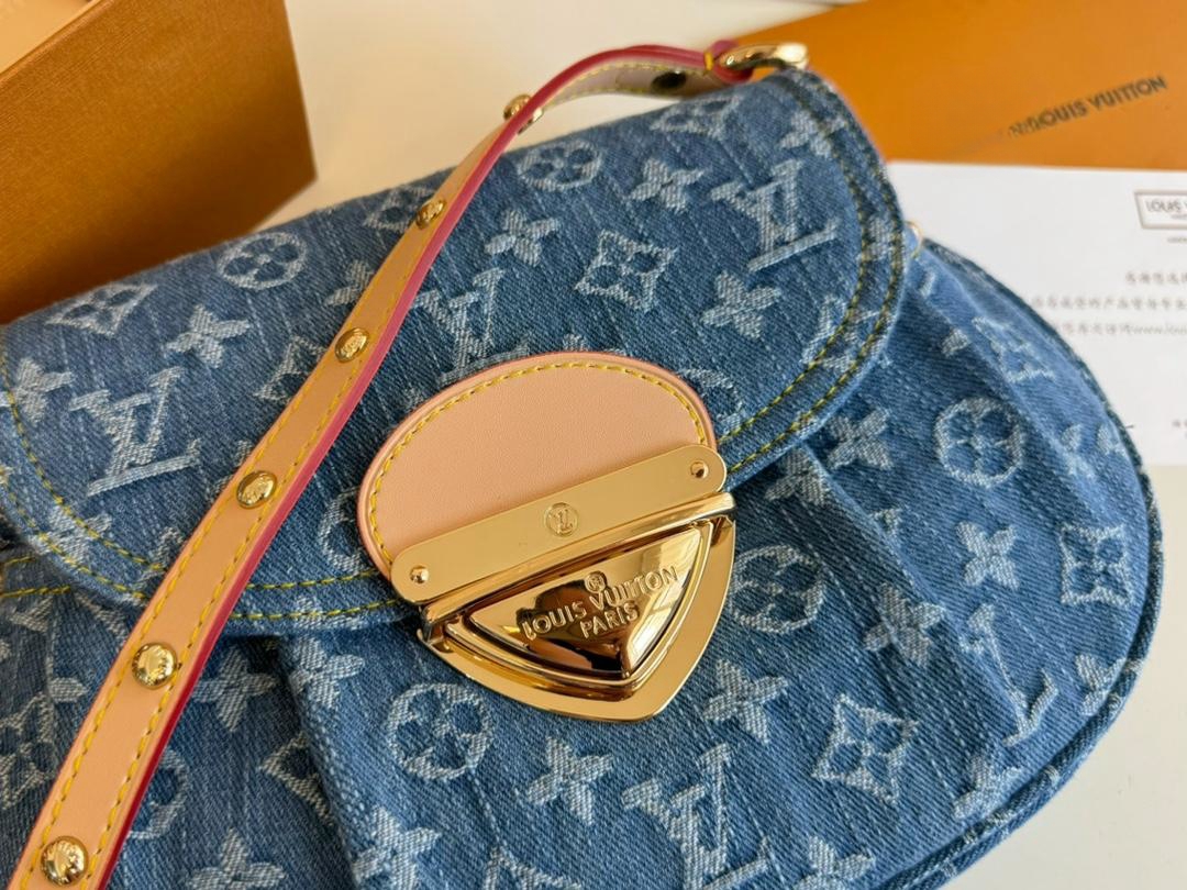 【LOUIS VUITTON 公式旗艦店】ルイヴィトン  斜めがけバッグ 当日出荷 好評に付き再入荷！24*18CM  1240722