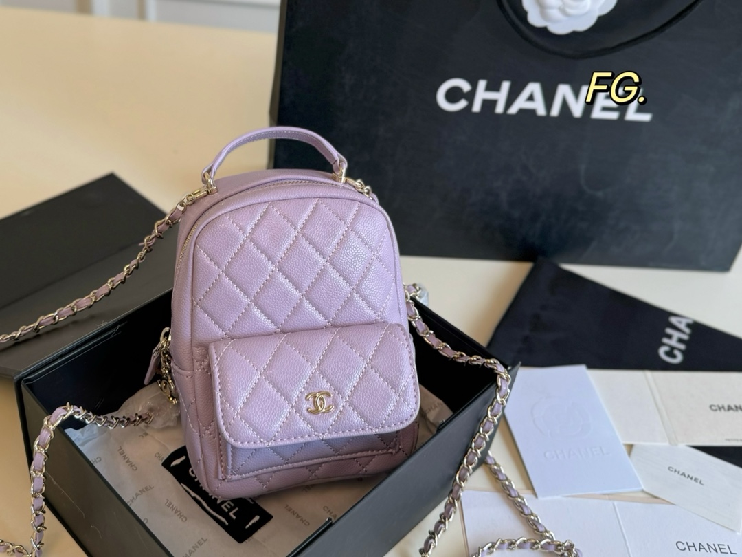 【CHANEL 公式旗艦店】シャネル リュックサック 当日出荷 好評に付き再入荷！13*19CM  240723