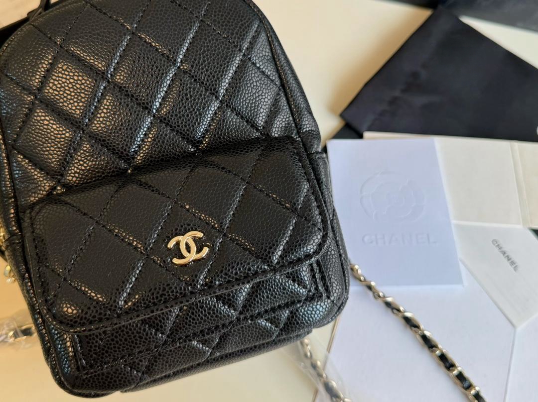 【CHANEL 公式旗艦店】シャネル リュックサック 当日出荷 好評に付き再入荷！13*19CM  240723