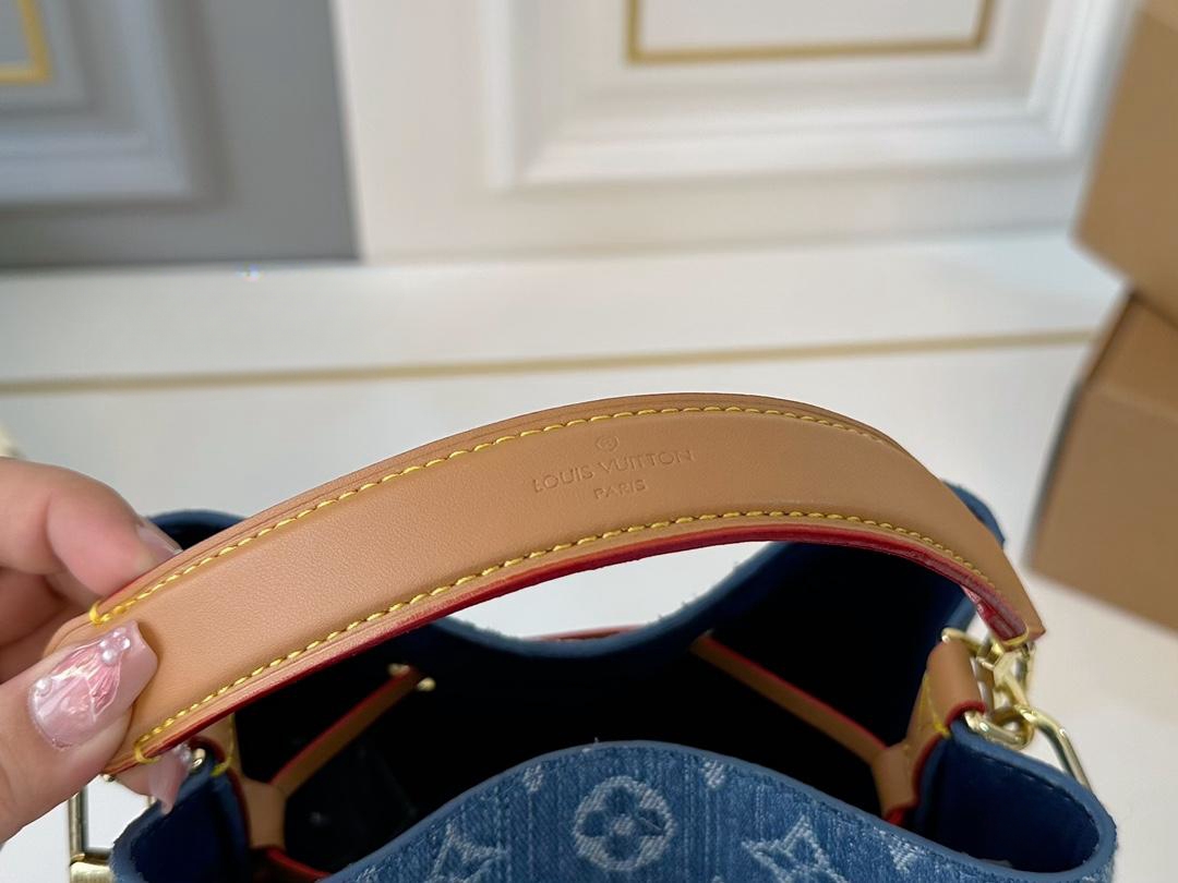 【LOUIS VUITTON 公式旗艦店】ルイヴィトン  斜めがけバッグ 当日出荷 好評に付き再入荷！20*21CM  1240722