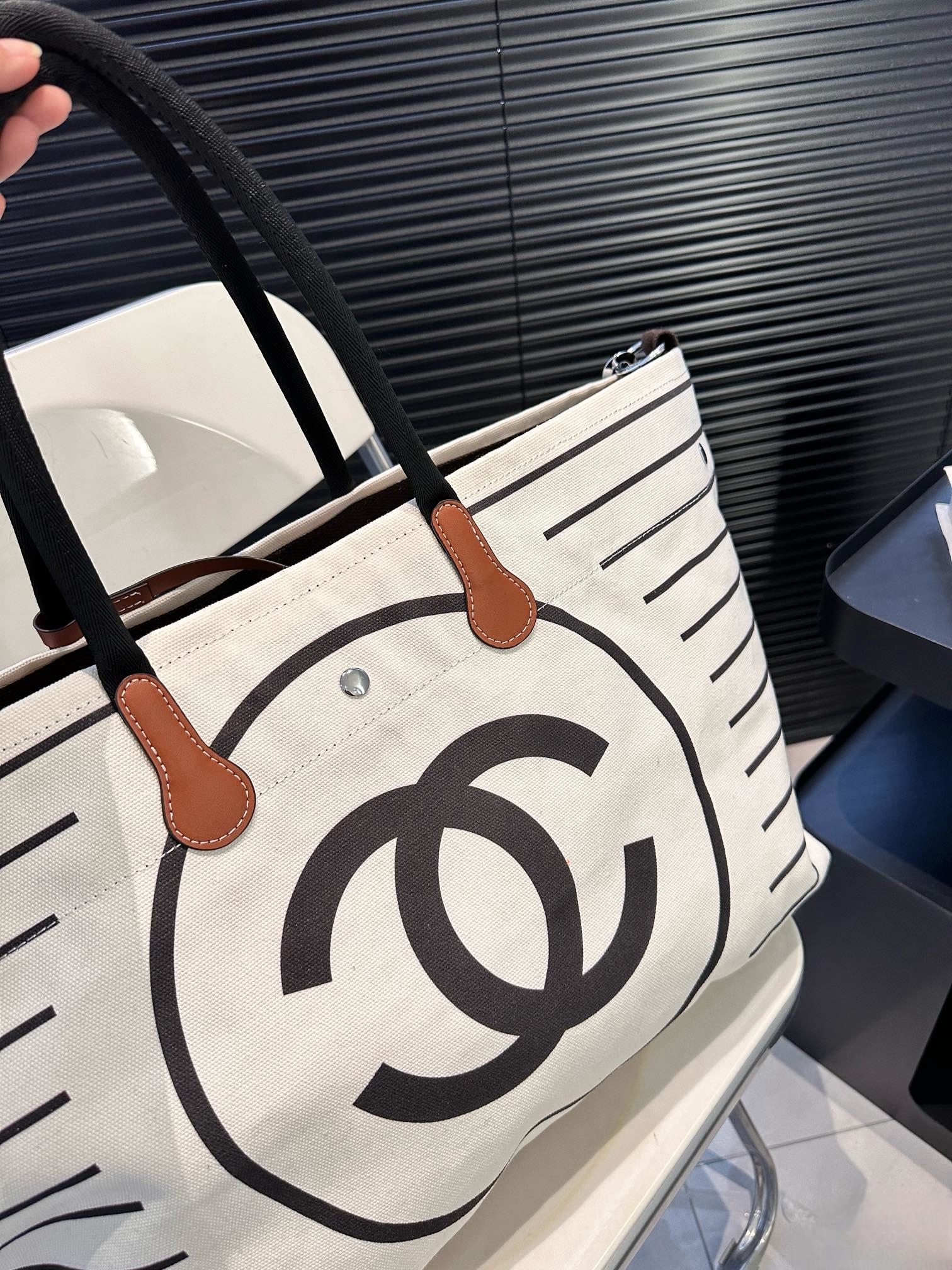 【CHANEL 公式旗艦店】シャネル ハンドバッグ 当日出荷 好評に付き再入荷！42*31CM  240723