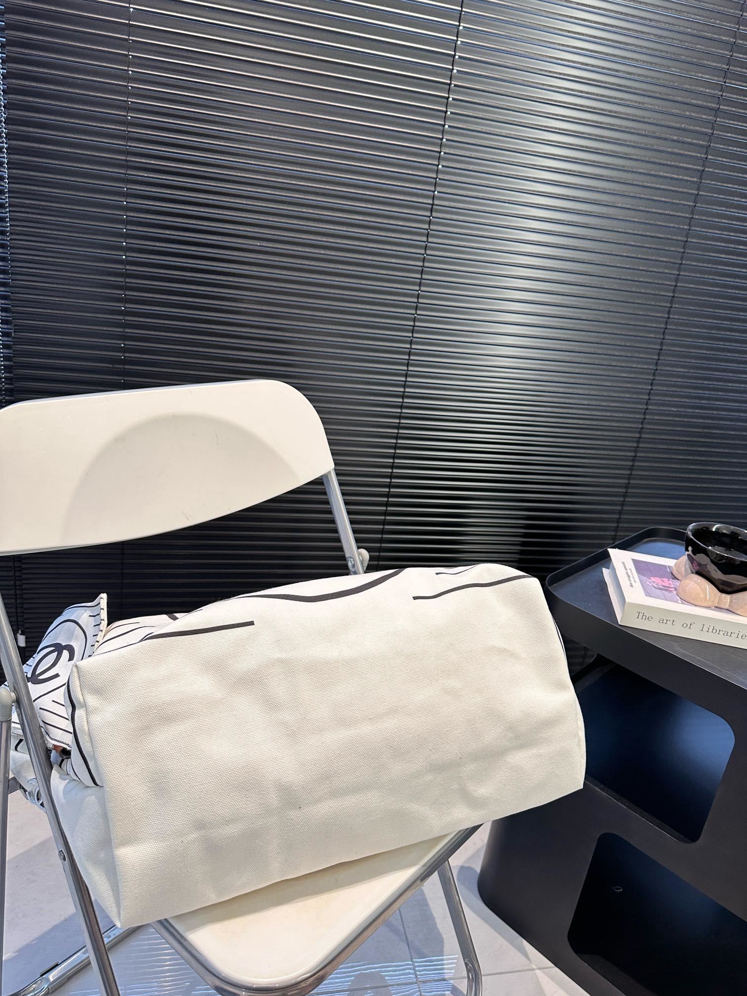 【CHANEL 公式旗艦店】シャネル ハンドバッグ 当日出荷 好評に付き再入荷！42*31CM  240723