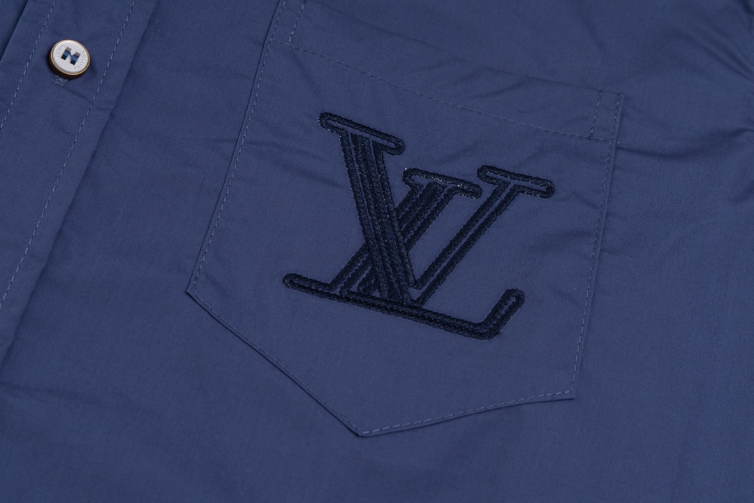 【LOUIS VUITTON 公式旗艦店】ルイヴィトン  シャツ  ご好評に付き再入荷 240803