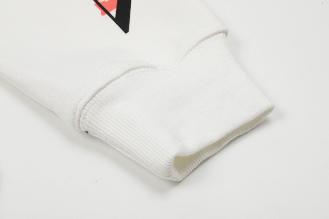 【OFF-WHITE  公式旗艦店】オフホワイトパーカースウェットご好評に付き再入荷 240806