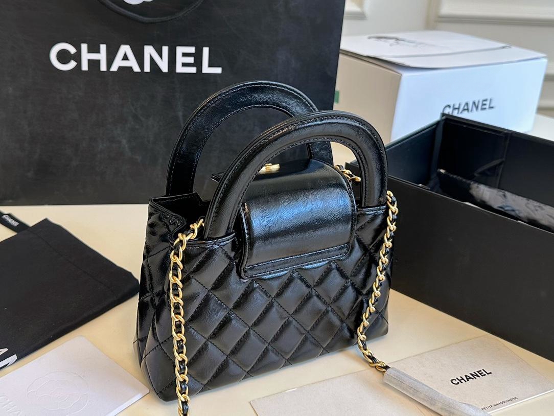 【CHANEL 公式旗艦店】シャネル 斜めがけバッグ 当日出荷 好評に付き再入荷！19*12CM  240723
