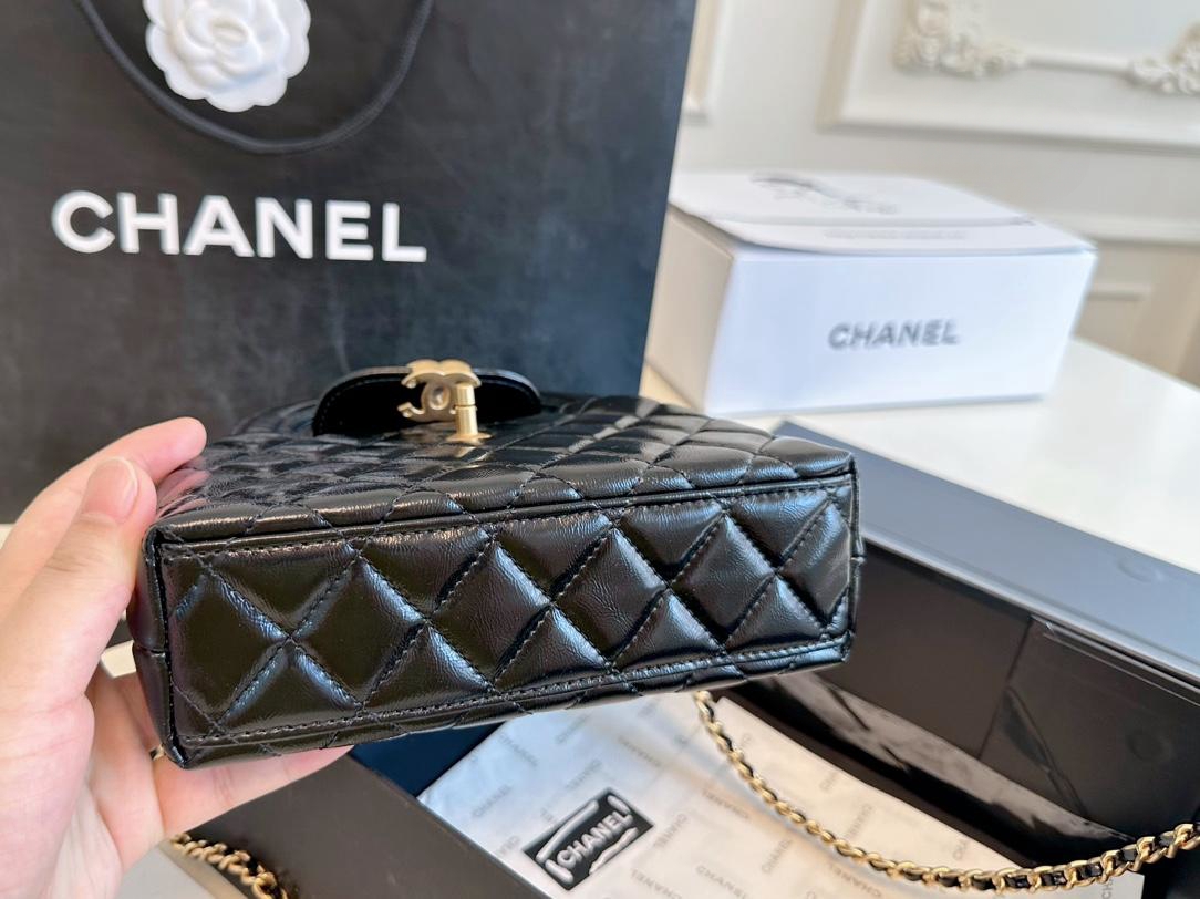 【CHANEL 公式旗艦店】シャネル 斜めがけバッグ 当日出荷 好評に付き再入荷！19*12CM  240723