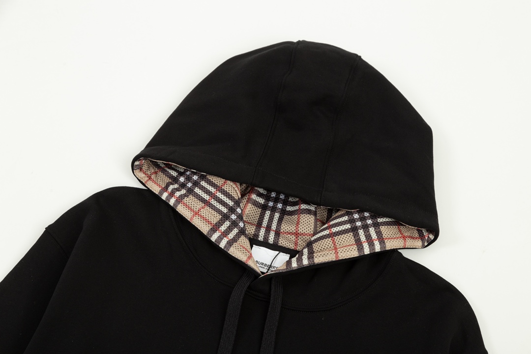 【BURBERRY 公式旗艦店】バーバリー パーカースウェットご好評に付き再入荷 240805