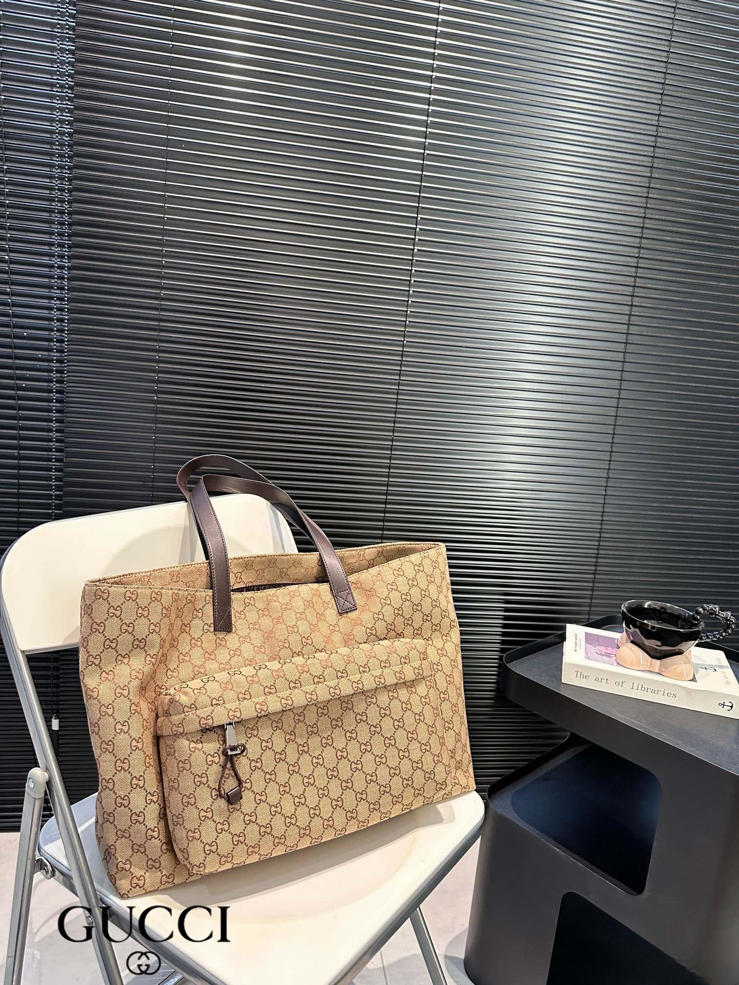 【GUCCI 公式旗艦店】グッチ ハンドバッグ 当日出荷 好評に付き再入荷！44*31CM  240724