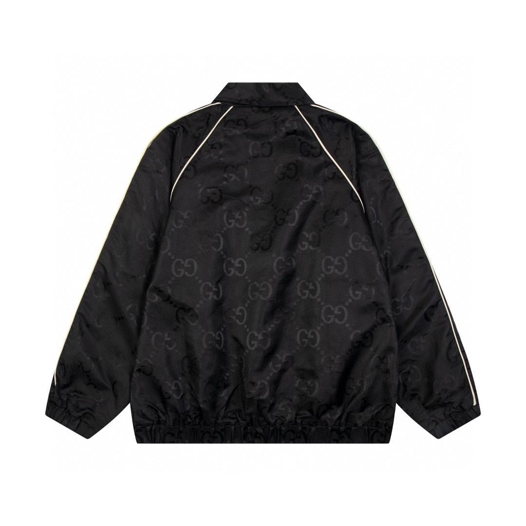 【GUCCI  公式旗艦店】グッチ  ジャケット着 好評に付き再入荷 240826