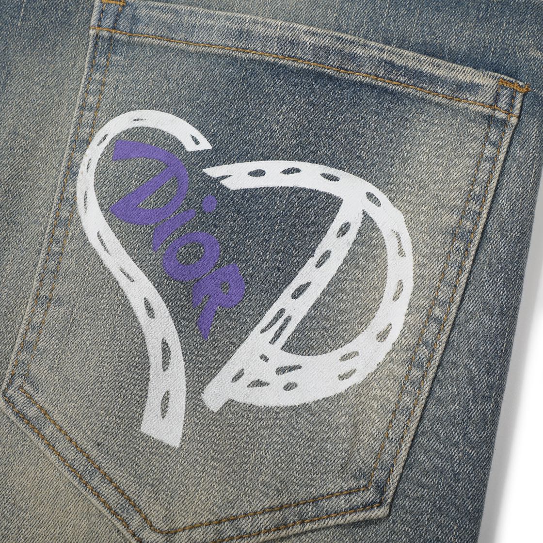 【PRADA  公式旗艦店】プラダ  ジーパン  ご好評に付き再入荷  240831