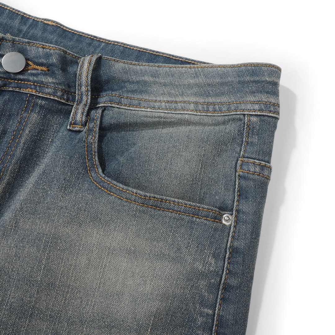 【PRADA  公式旗艦店】プラダ  ジーパン  ご好評に付き再入荷  240831