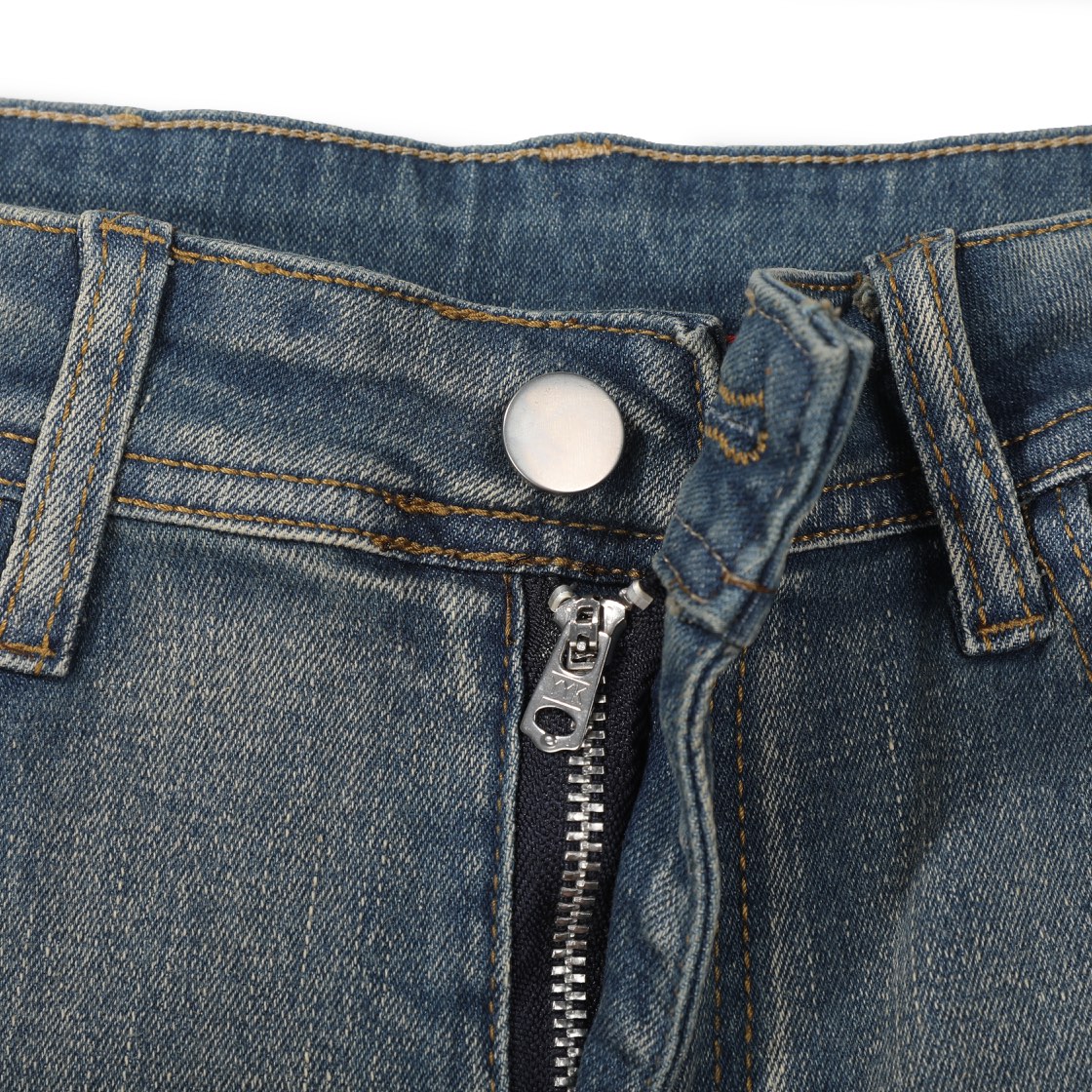 【PRADA  公式旗艦店】プラダ  ジーパン  ご好評に付き再入荷  240831