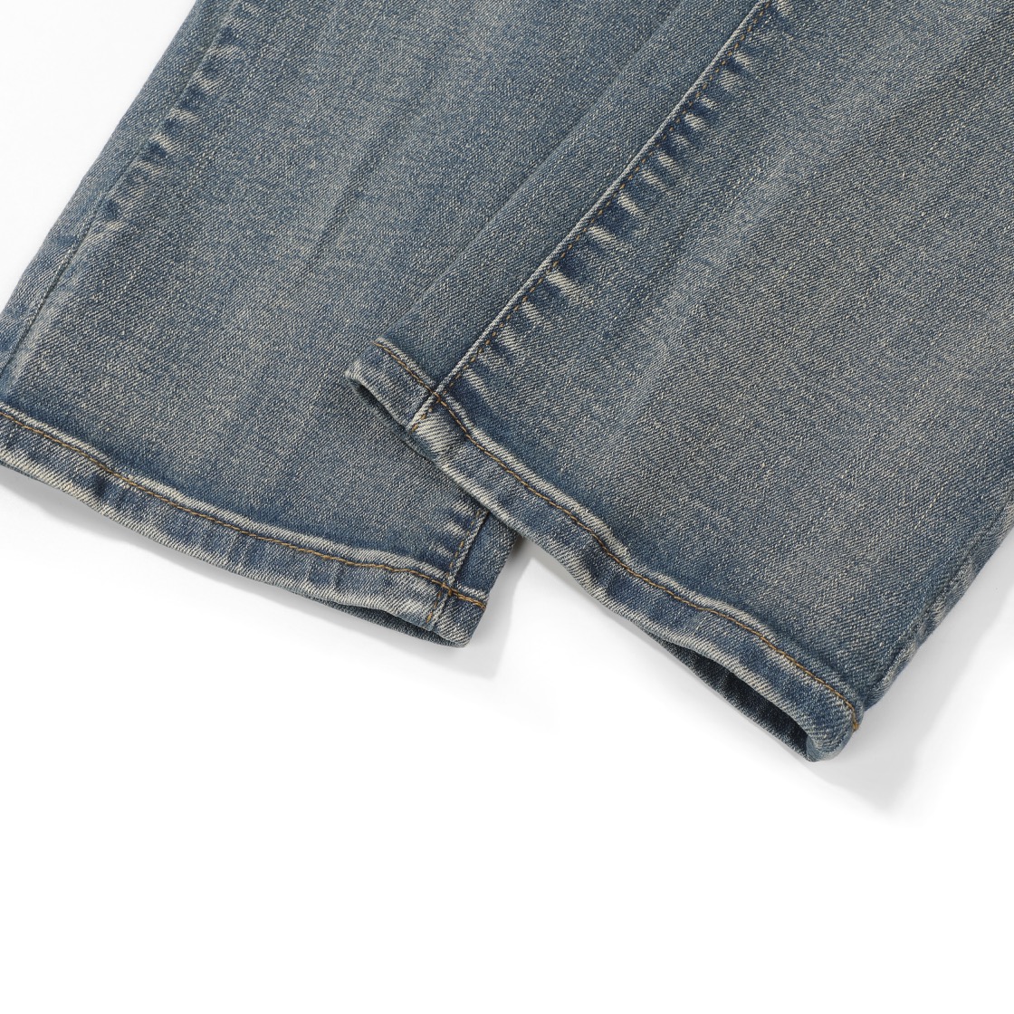 【PRADA  公式旗艦店】プラダ  ジーパン  ご好評に付き再入荷  240831