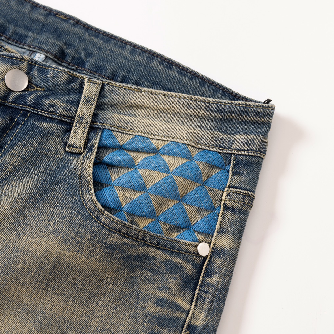 【PRADA  公式旗艦店】プラダ  ジーパン  ご好評に付き再入荷  240831