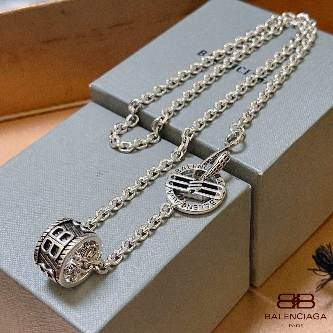 【BALENCIAGA】ネックレス、新しいネックレス万能シンプルファッションオーナメント  240814