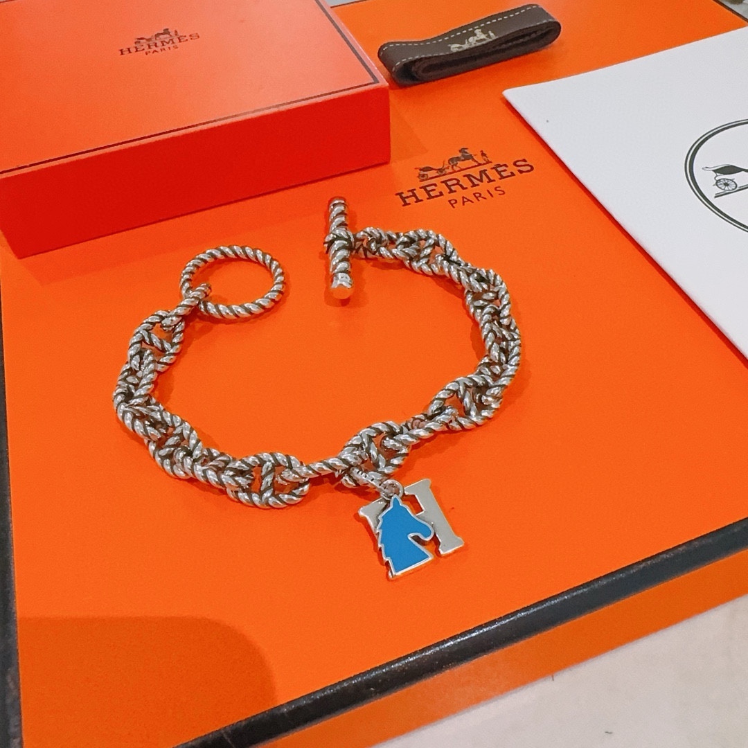 【HERMES】ブレスレット、ファッションシンプルなスタイル  240730