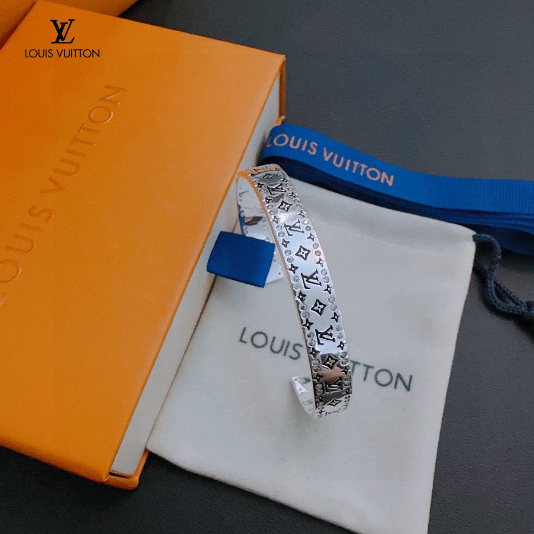 【LOUIS VUITTON】ブレスレット、ファッションシンプルなスタイル240813