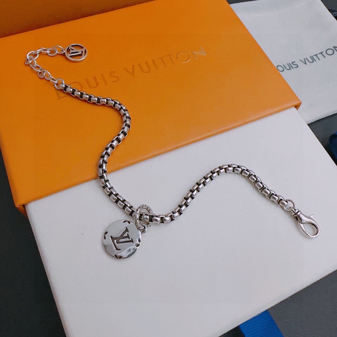 【LOUIS VUITTON】ブレスレット、ファッションシンプルなスタイル240813