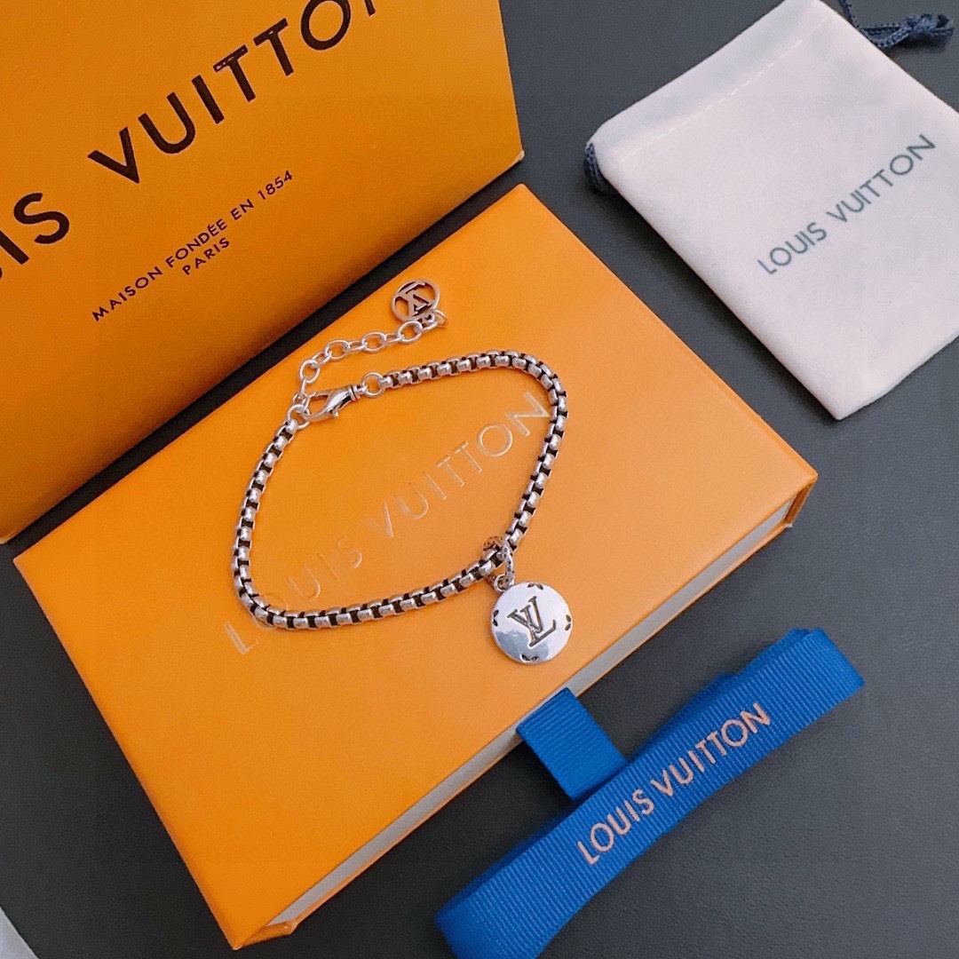 【LOUIS VUITTON】ブレスレット、ファッションシンプルなスタイル240813