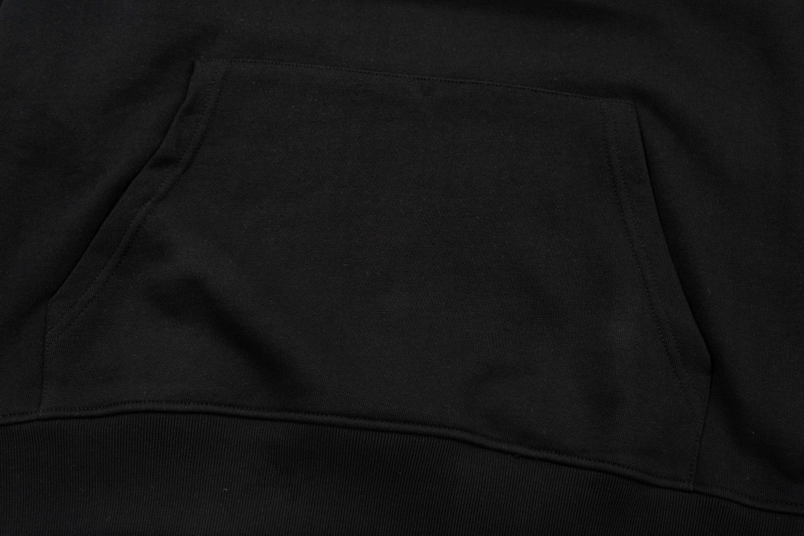 【GUCCI  公式旗艦店】グッチ  パーカー  スウェットご好評に付き再入荷 240805