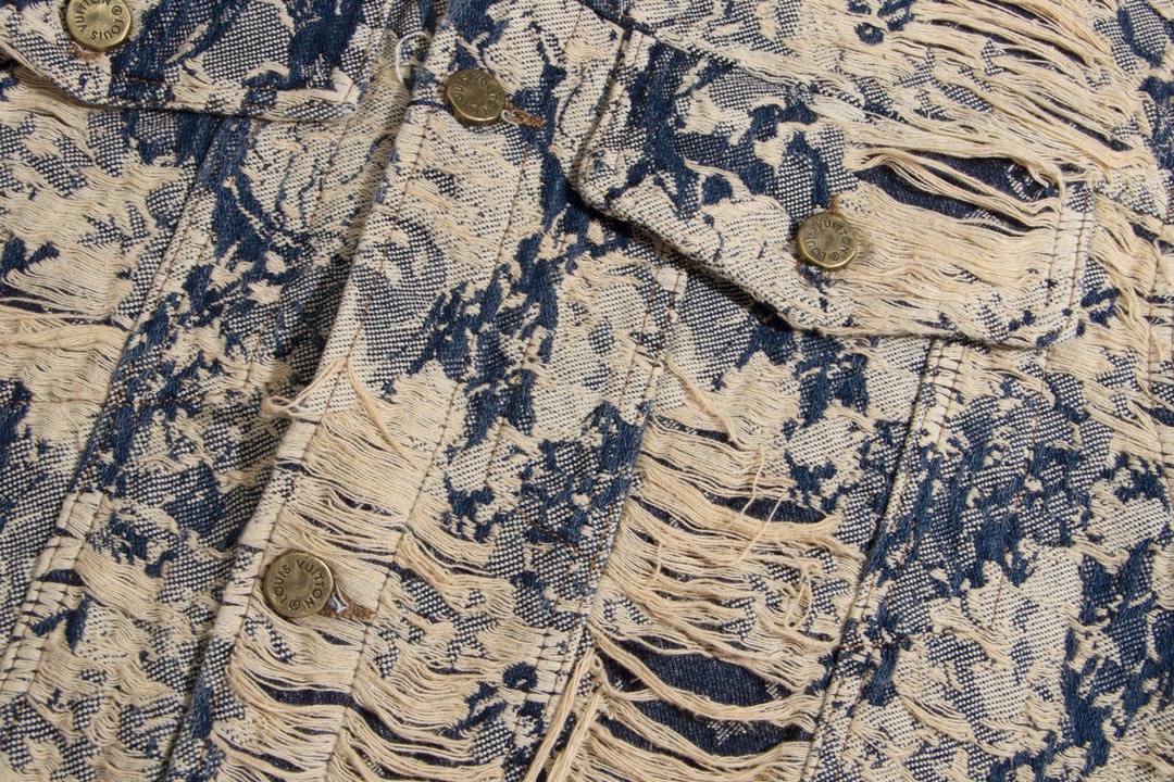 【LOUIS VUITTON】ルイヴィトン   ジャケット着 ご好評に付き再入荷！240921