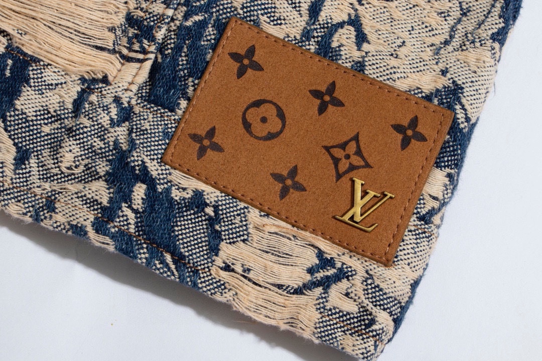 【LOUIS VUITTON】ルイヴィトン   ジャケット着 ご好評に付き再入荷！240921