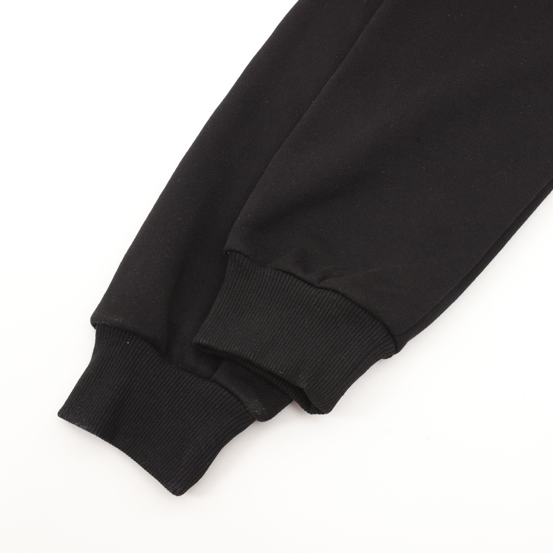 【CELINE  公式旗艦店】セリーヌ  パーカー  スウェット ご好評に付き再入荷！241121