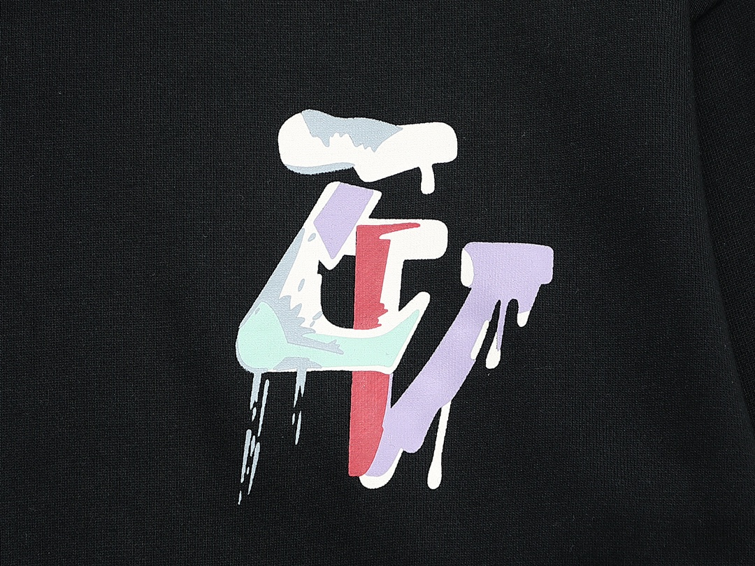 【LOUIS VUITTON  公式旗艦店】ルイヴィトン 丸首の衛衣 スウェット ご好評に付き再入荷 240808