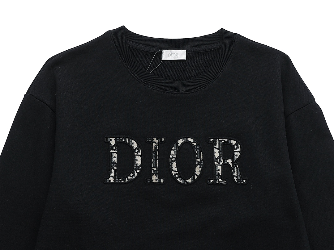 【DIOR  公式旗艦店】ディオール  丸首の衛衣 ご好評に付き再入荷 240809