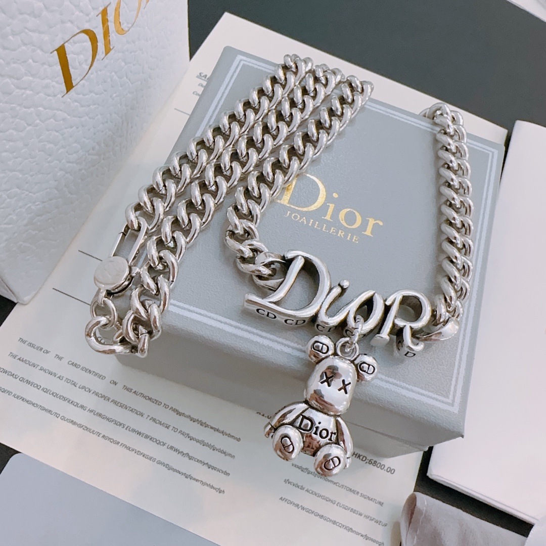 【DIOR】ネックレス、新しいネックレス万能シンプルファッションオーナメント240812
