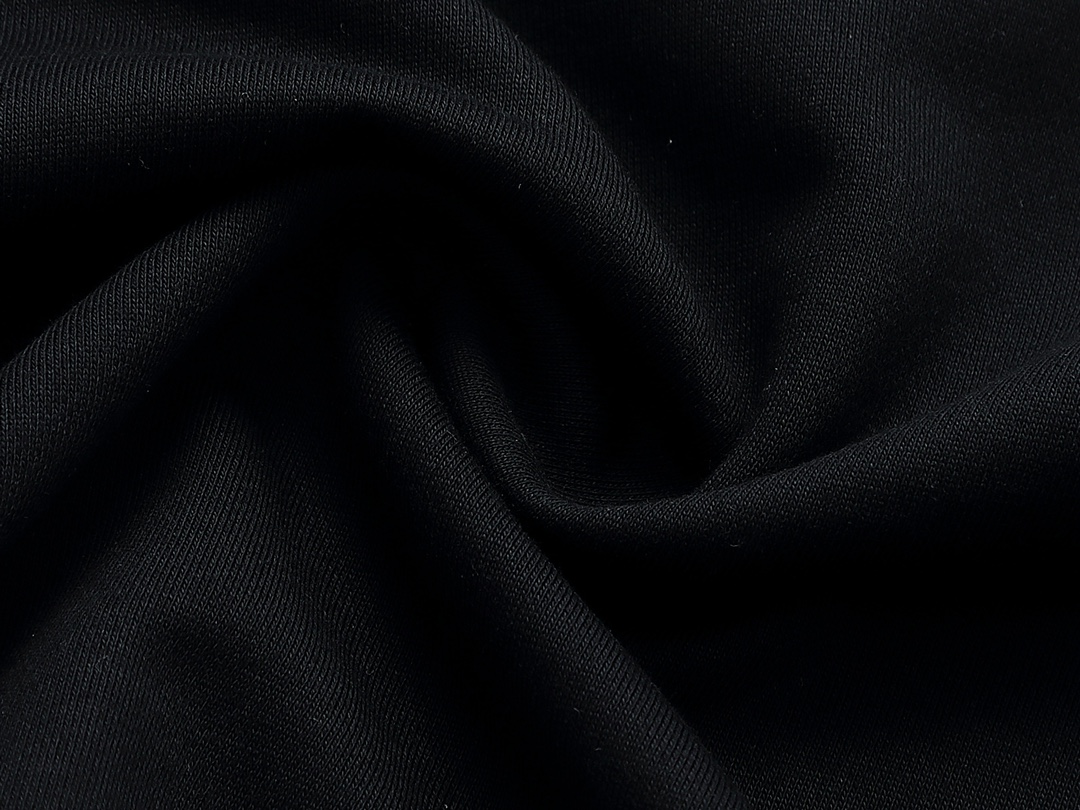 【PRADA 公式旗艦店】プラダ  丸首の衛衣 スウェットご好評に付き再入荷 240828