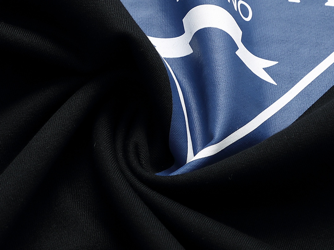 【PRADA 公式旗艦店】プラダ  丸首の衛衣 スウェットご好評に付き再入荷！