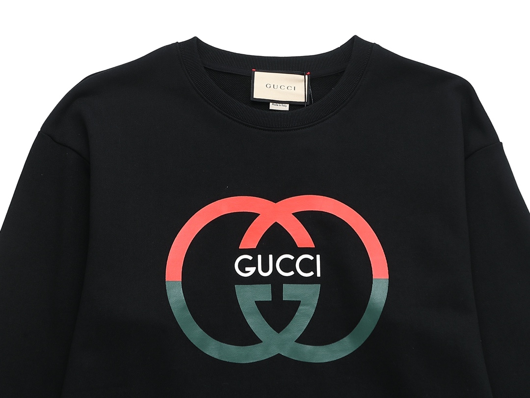 【GUCCI  公式旗艦店】グッチ 丸首の衛衣 スウェットご好評に付き再入荷 240811