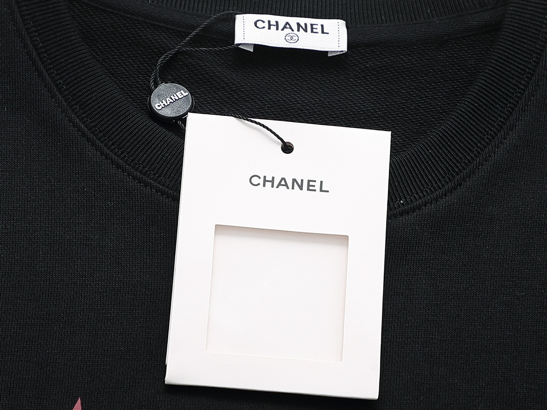 【CHANEL 公式旗艦店】シャネル  丸首の衛衣  スウェットご好評に付き再入荷！