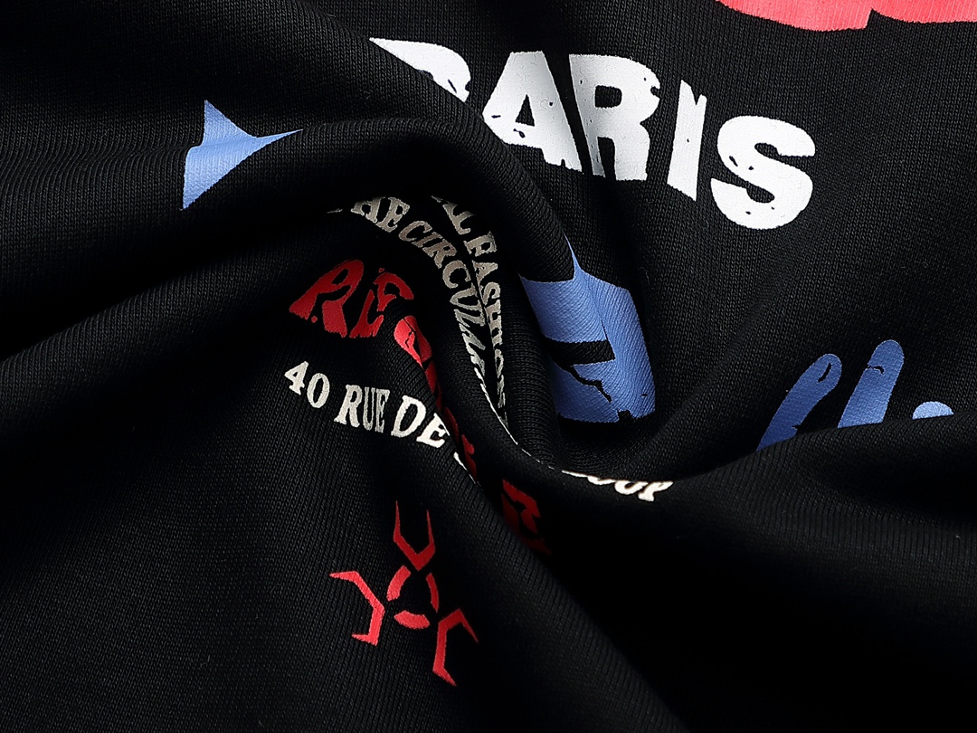 【BALENCIAGA 公式旗艦店】バレンシアガ 丸首の衛衣 スウェット ご好評に付き再入荷 240809