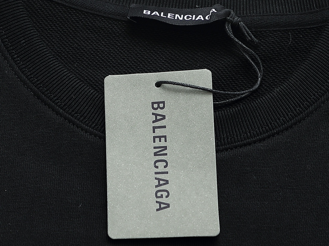 【BALENCIAGA 公式旗艦店】バレンシアガ 丸首の衛衣 スウェット ご好評に付き再入荷 240809
