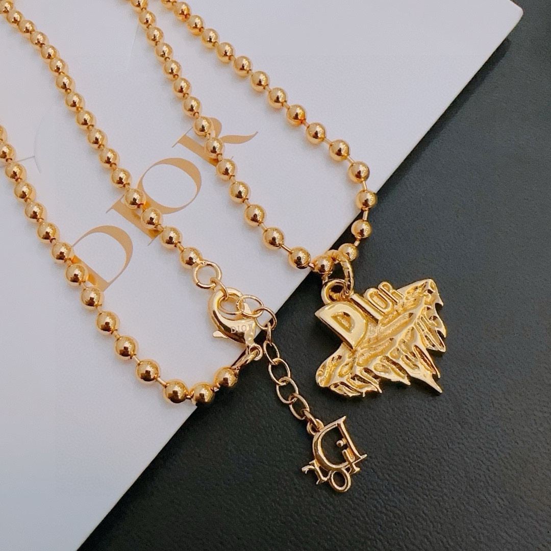 【DIOR】ネックレス、新しいネックレス万能シンプルファッションオーナメント240812