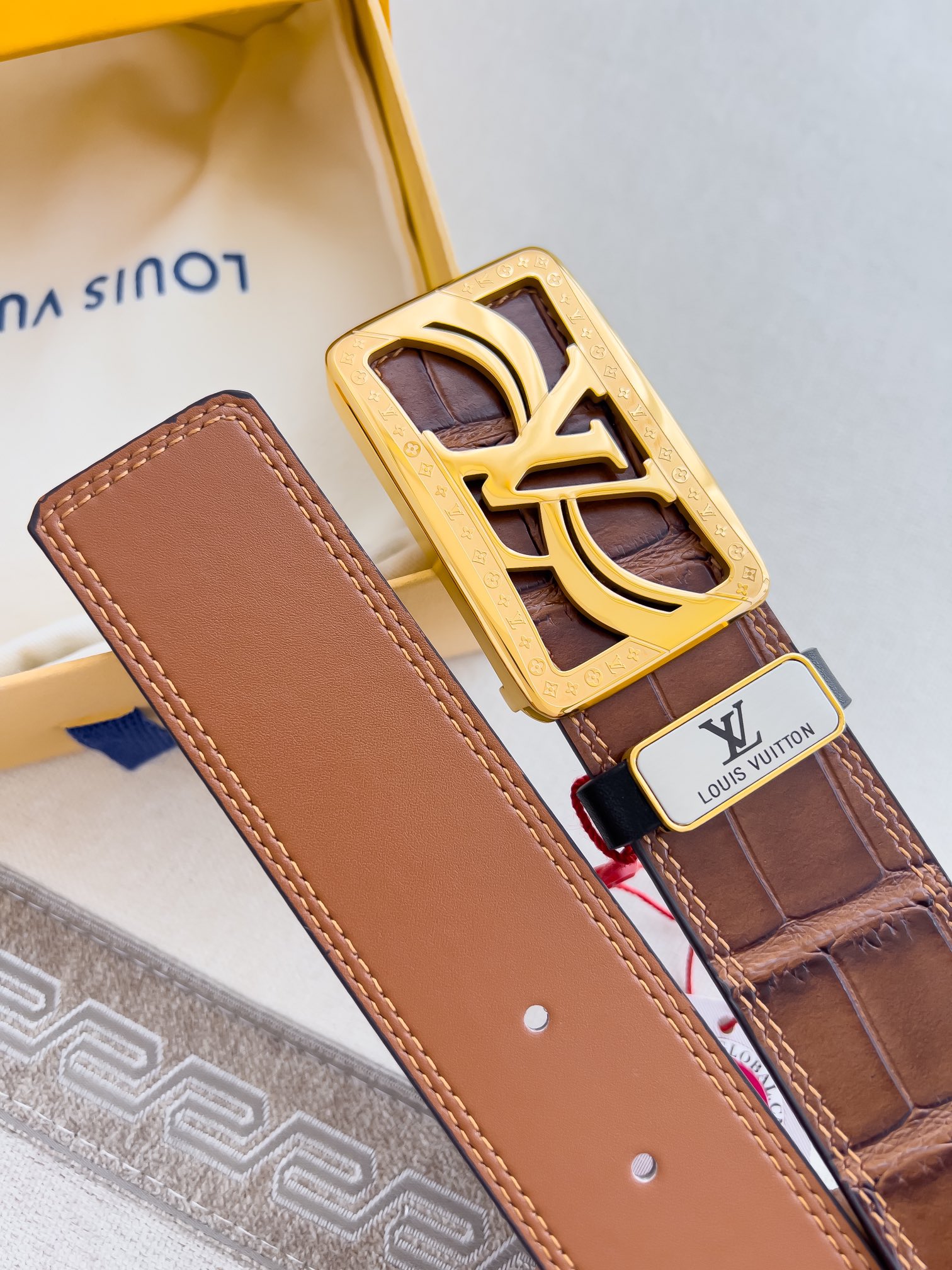 LV【LOUIS VUITTON】(ルイヴィトン) 3.8cmベルト メンズ  240903