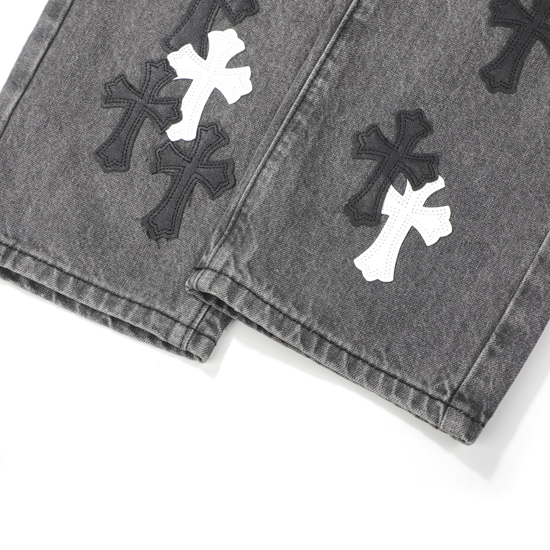 【CHROME HEARTS  公式旗艦店】クロムハーツ ジーパン  ご好評に付き再入荷  240831