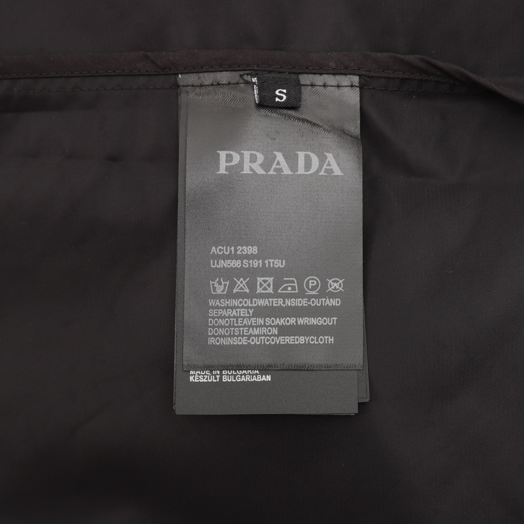 【PRADA  公式旗艦店】プラダ  ジャケット着 好評に付き再入荷！241111