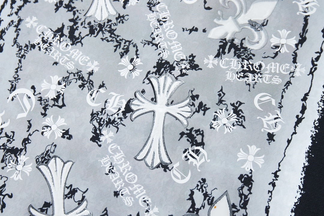 【CHROME HEARTS 公式旗艦店】クロムハーツ  丸首の衛衣 スウェット ご好評に付き再入荷240829