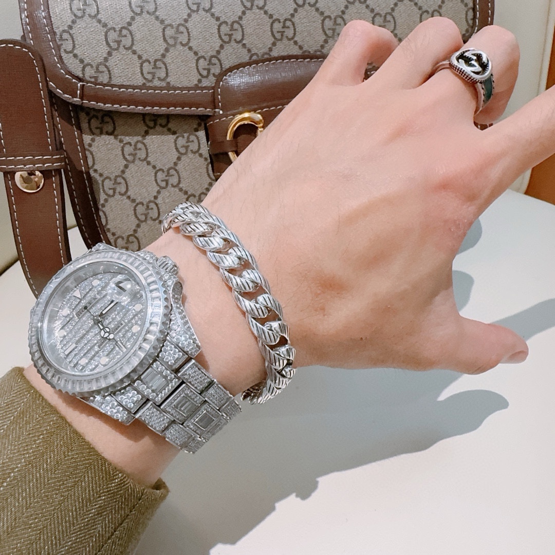 【GUCCI】ブレスレット、ファッションシンプルなスタイル 240815