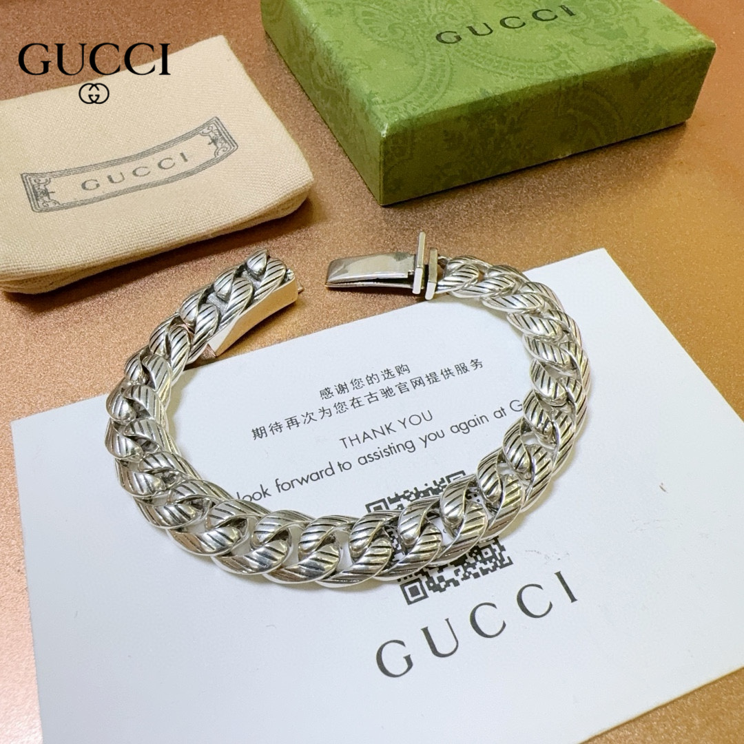 【GUCCI】ブレスレット、ファッションシンプルなスタイル 240815