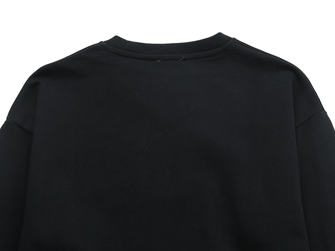 【DIOR  公式旗艦店】ディオール  丸首の衛衣 ご好評に付き再入荷 240817