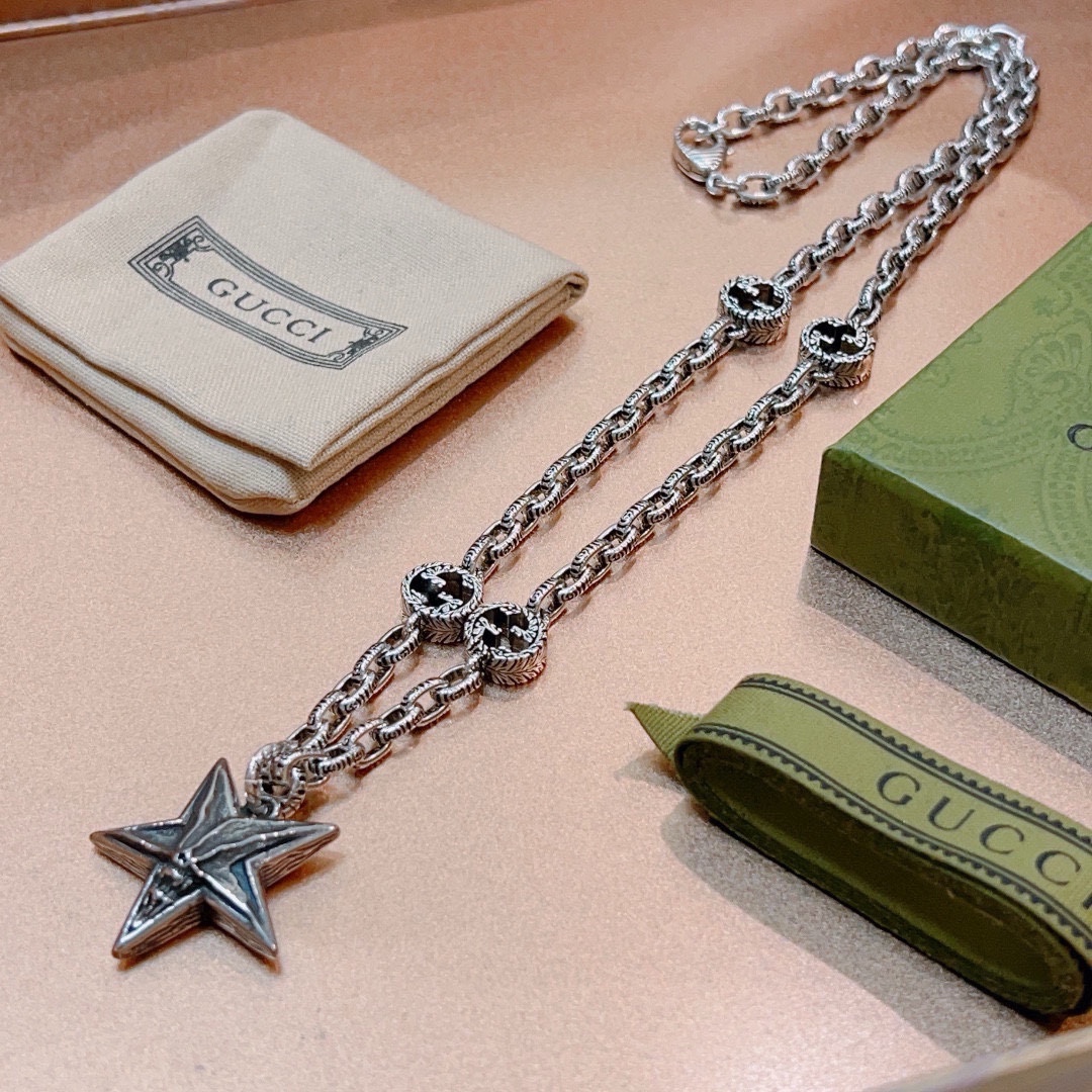 【GUCCI】ネックレス、新しいネックレス万能シンプルファッションオーナメント 240815