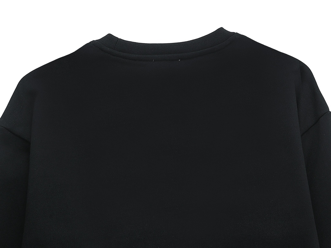 【DIOR  公式旗艦店】ディオール  丸首の衛衣 ご好評に付き再入荷 240817