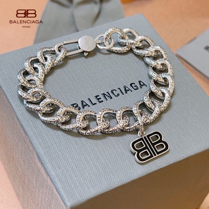 【BALENCIAGA】ブレスレット、ファッションシンプルなスタイル  240814